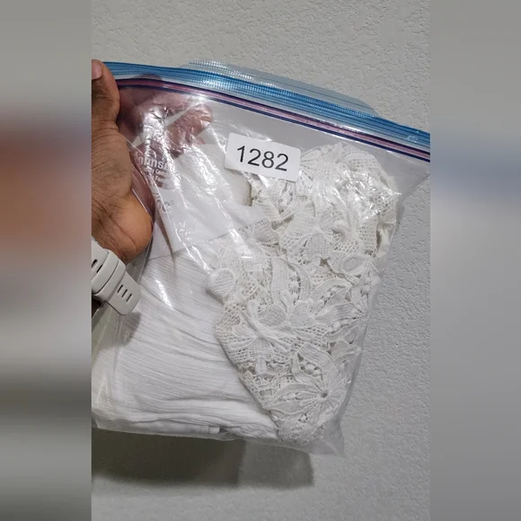 Abercrombie & Fitch Classic White Lace Mini Dress Size S - Picture 15 of 15